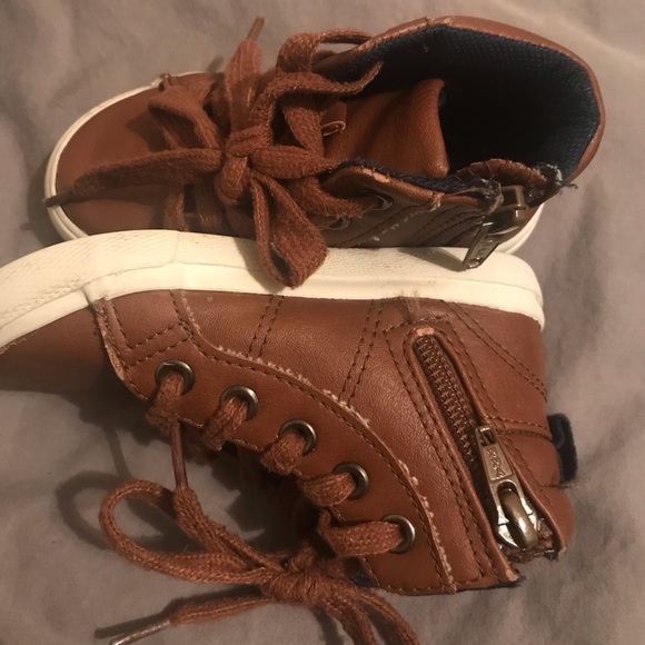 Toddler boy boots - Picture 2 of 3